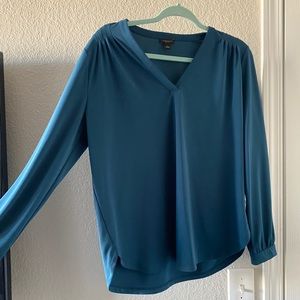 Anne Taylor business casual top